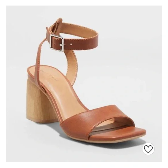 Universal Thread Women’s Lauren chunky heels - Picture 1 of 8